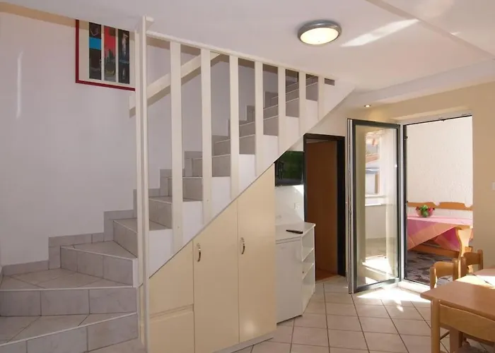 In With Swimming Pool *