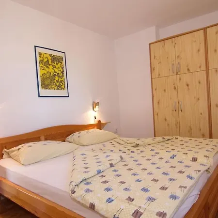 Дом отдыха In With Swimming Pool Пореч