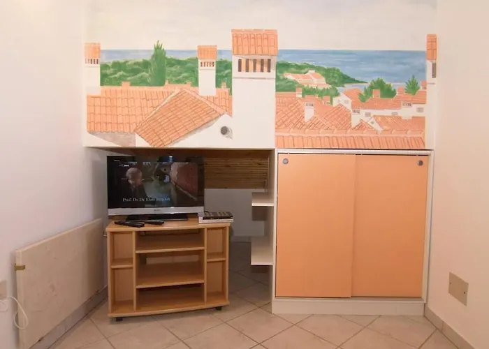 In With Swimming Pool Vakantiehuis